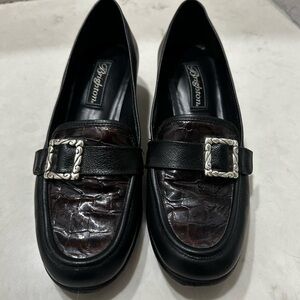 Brighton Adele Black Brown Loafers Buckle Size 7.5N Womens